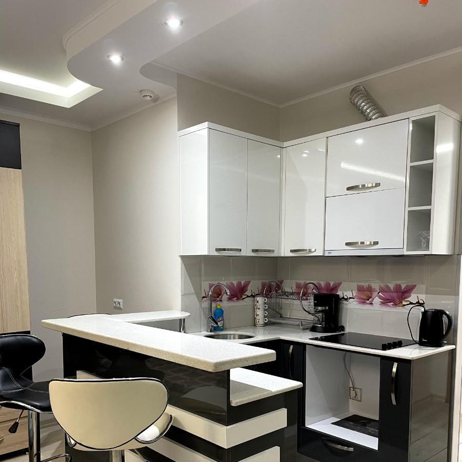 Angel Apartment In Porta באטומי מראה חיצוני תמונה