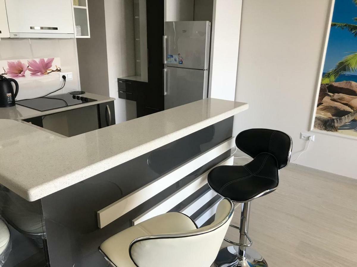 Angel Apartment In Porta באטומי מראה חיצוני תמונה